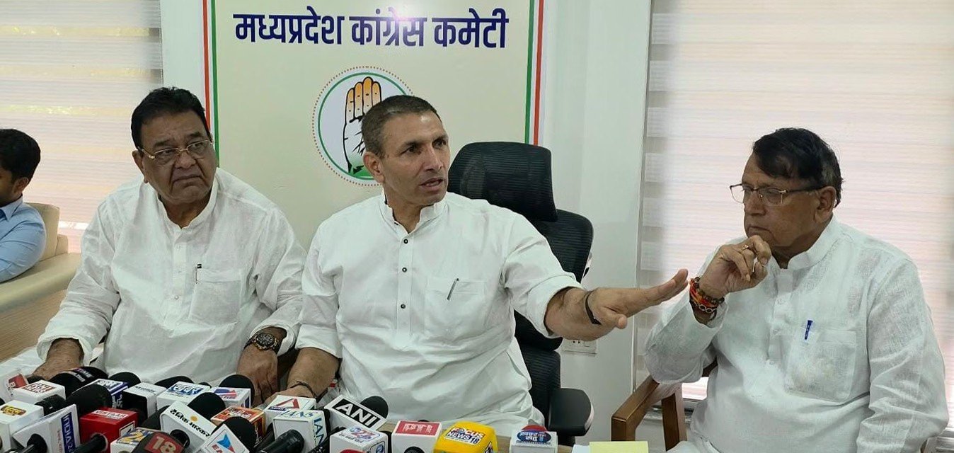 राहुल गांधी के बालाघाट दौरे में कलेक्टर-एसपी की गैरमौजूदगी पर कांग्रेस का सवाल, जीतू पटवारी ने की शिकायत की बात